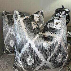 CALLISTO HOME IKAT EMBROIDERED DECORATIVE PILLOWS (Read description deta…